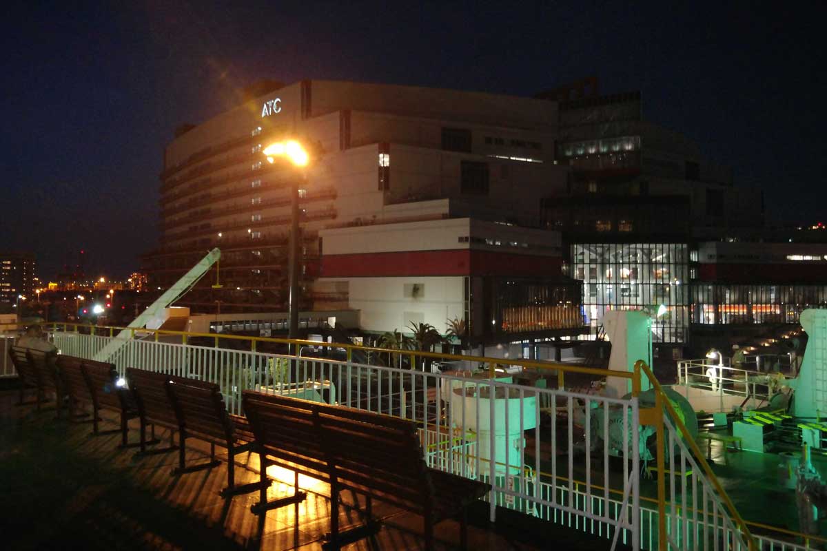 甲板からATCの眺め